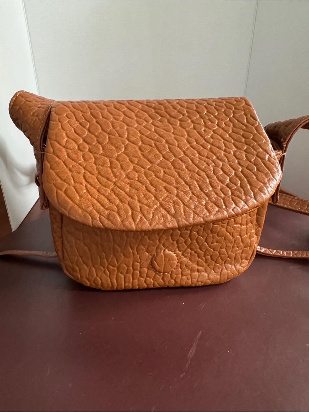 HOBO Bonita Mini Pebbled Leather Crossbody Bag EUC like NWOT - Picture 7 of 12